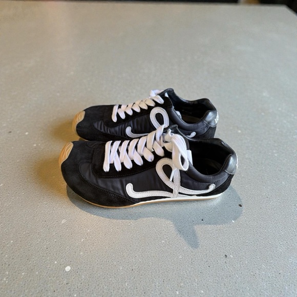 Loewe black/white flow sneakers - Picture 9 of 11